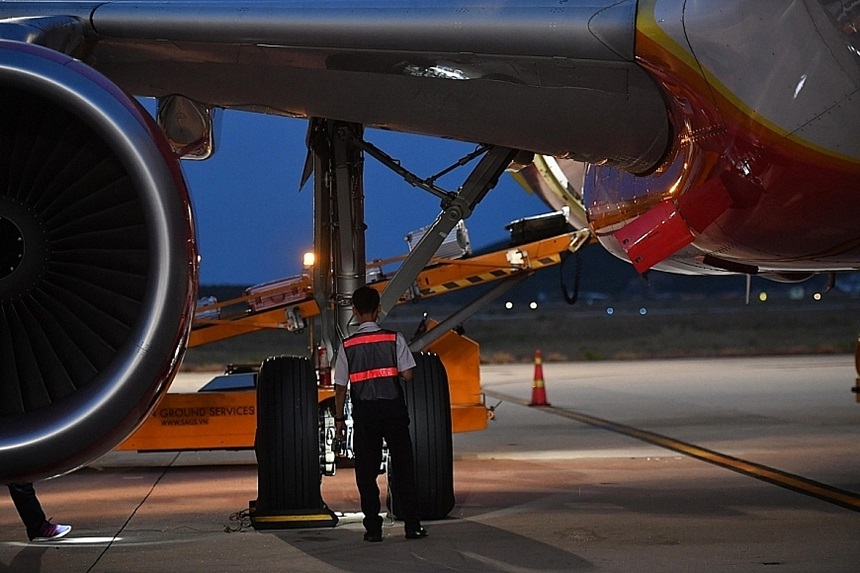 Máy bay Vietjet bị rơi bánh có thật không, nguyên nhân là gì?