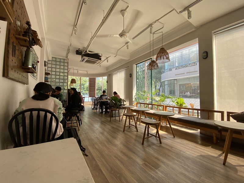 Đen Đá Coffee - Địa chỉ cafe 24h quận 10.