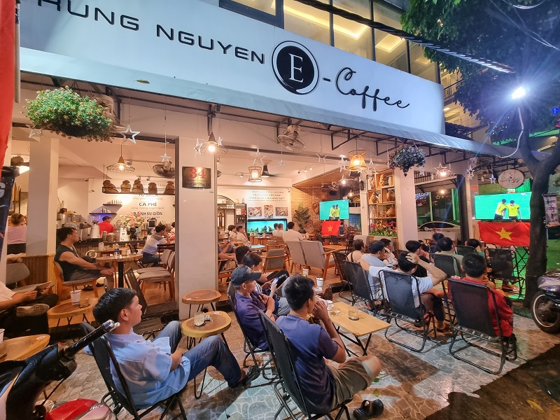 Trung Nguyên E-Coffee Bàu Cát 1.